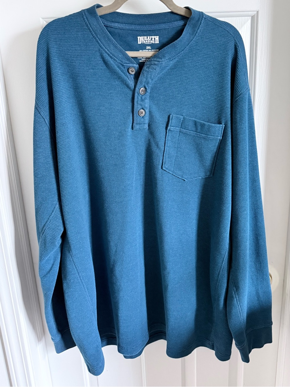 Duluth Trading Co Men's Blue Henley Waffle-Knit Long Sleeve Shirt Blue Fall Warm